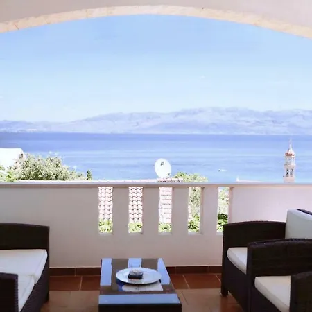 Ana Lejlighed Sutivan